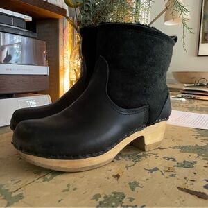 No. 6 Pull-on Shearling Wood Clog Boots on Mid Heel Black Suede Women's 39 8-8.5